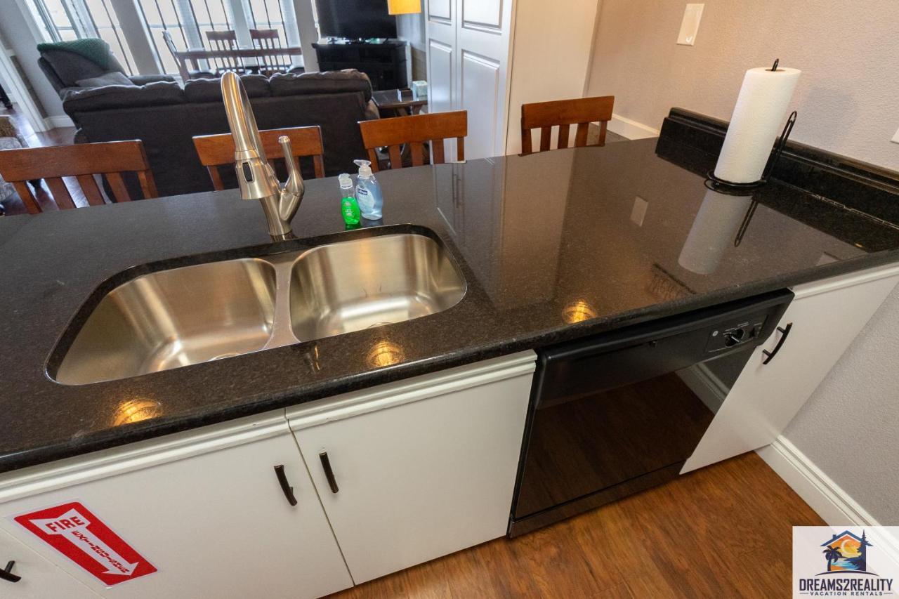 2Br Walk-In Condo - Near The 76 Strip - Free Wifi - Pool - Free Tickets Included - Clb-3 Branson Kültér fotó