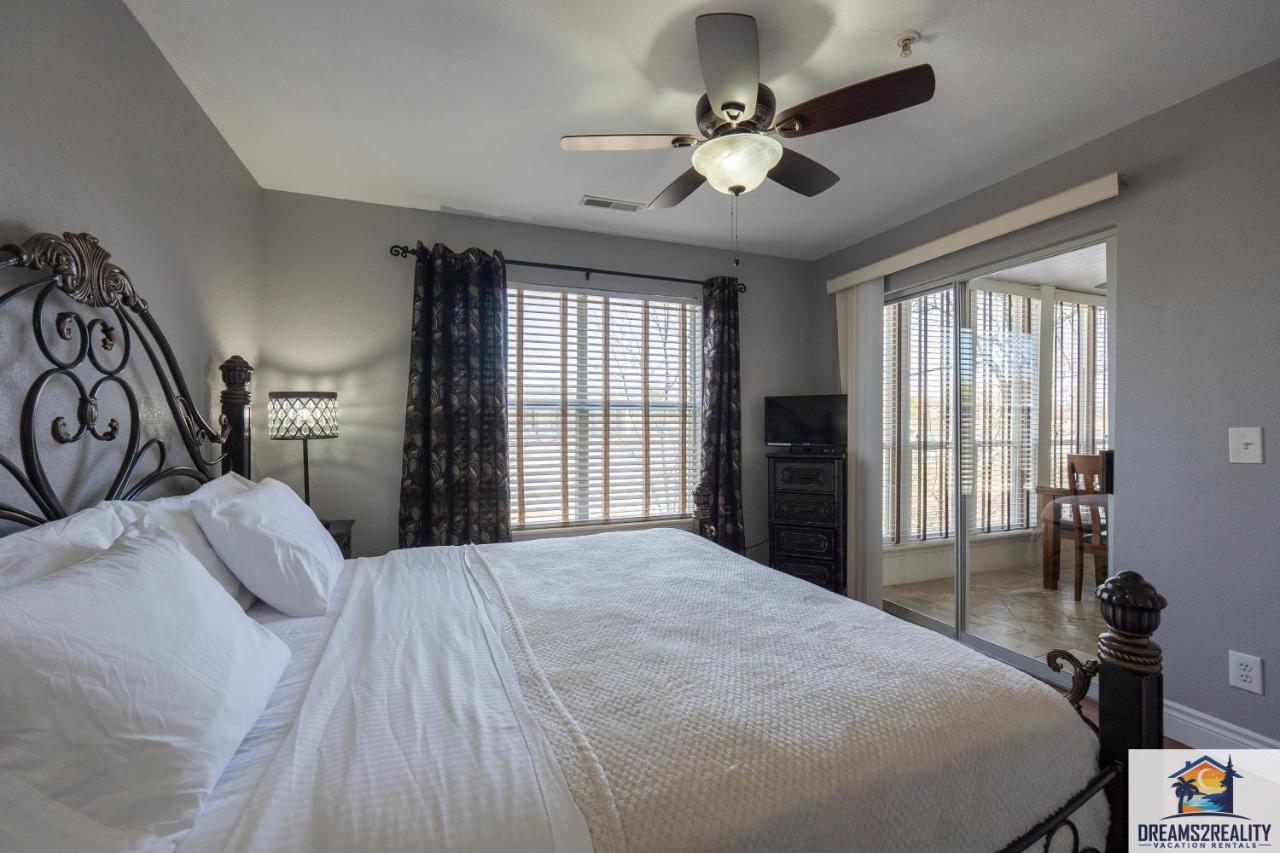 2Br Walk-In Condo - Near The 76 Strip - Free Wifi - Pool - Free Tickets Included - Clb-3 Branson Kültér fotó