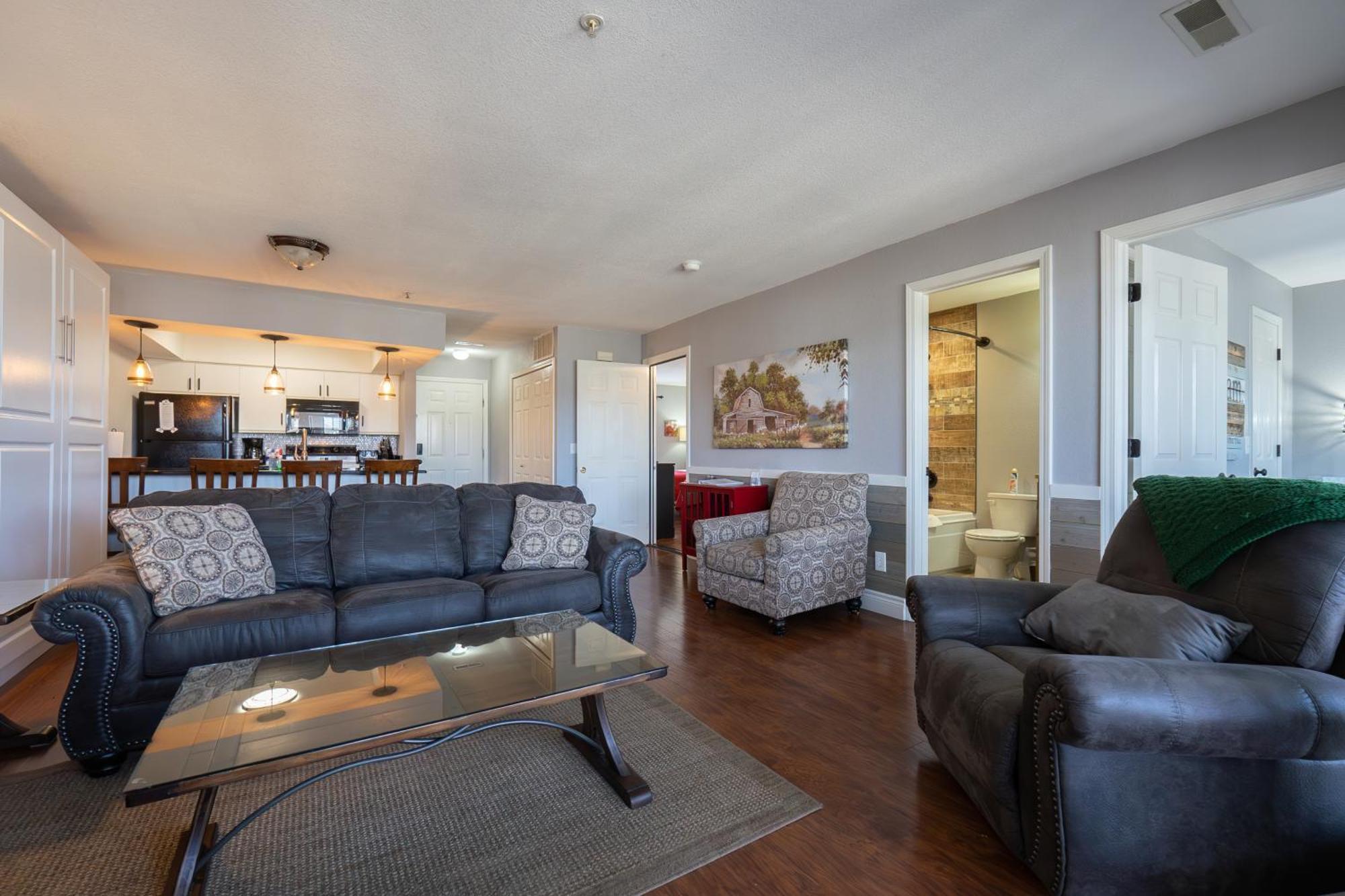 2Br Walk-In Condo - Near The 76 Strip - Free Wifi - Pool - Free Tickets Included - Clb-3 Branson Kültér fotó